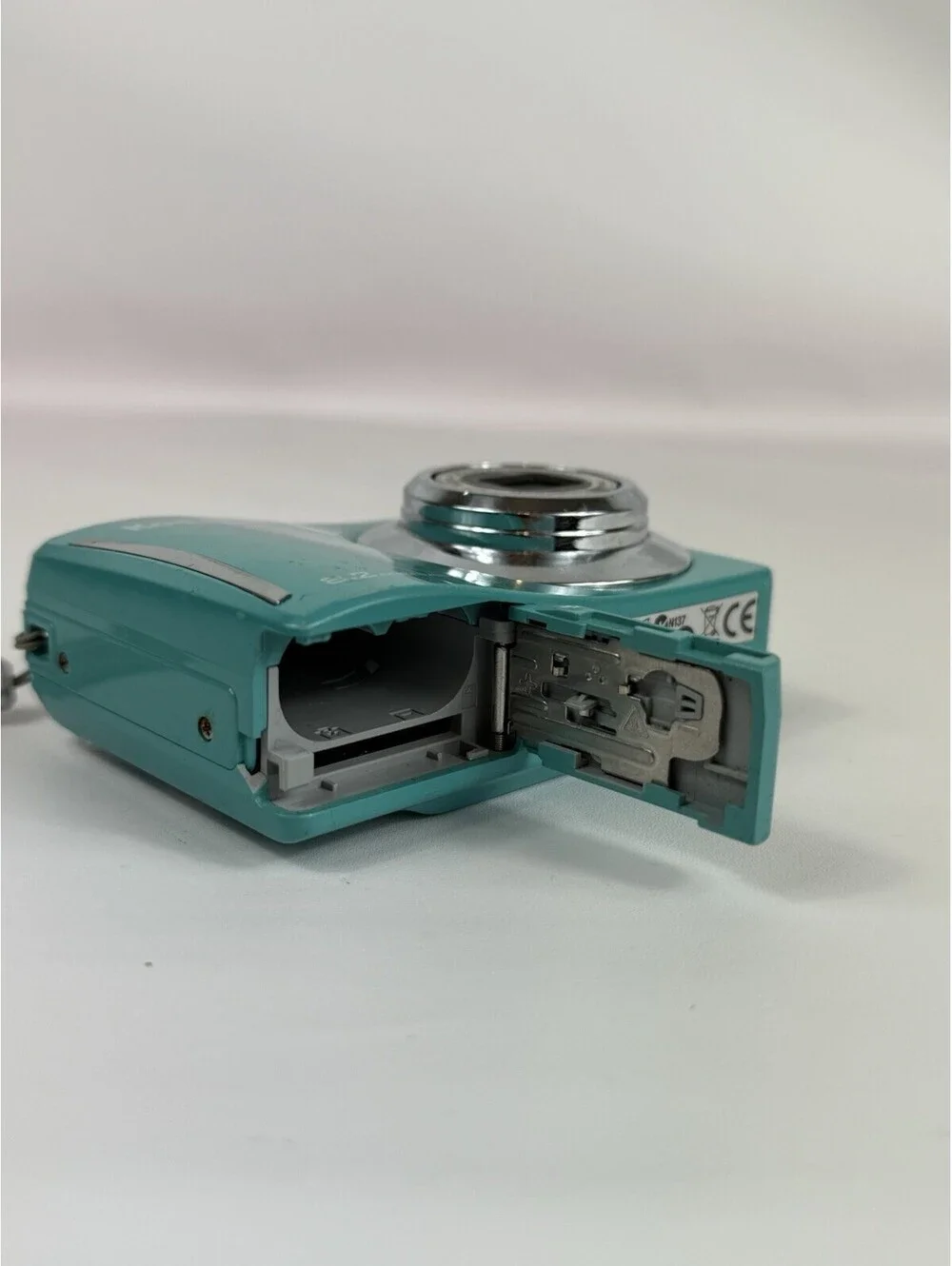 Kodak EasyShare C140 8.2MP Digital Camera - Teal Blue Aqua For Parts